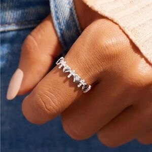 Elegant Heart and Cross Ring: A Versatile Accessory for Any Outfit